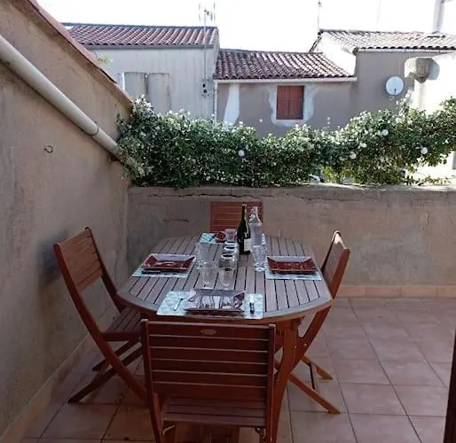 Duplex La Terrasse Jasmin アパート *